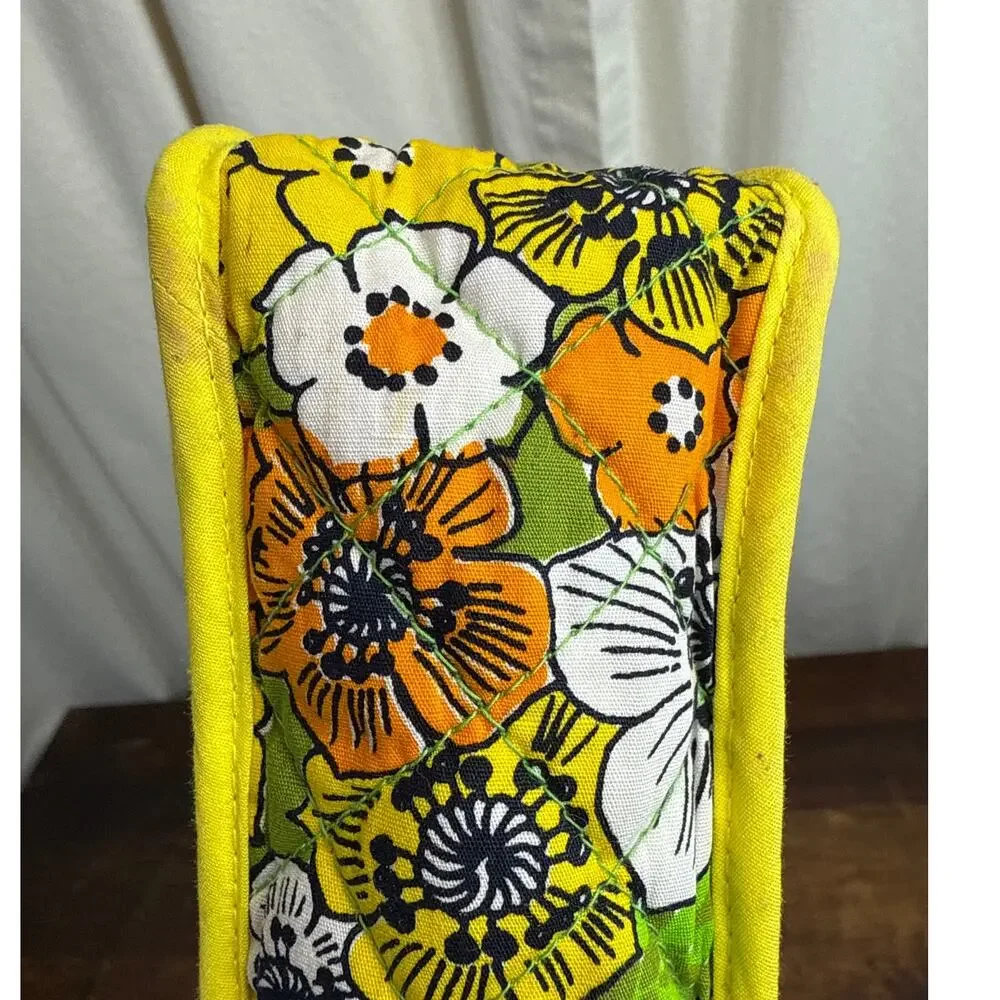 Design Thai Retro 60's Quilted Make-up Cosmetic Travel Bag Vibrant Colors Floral